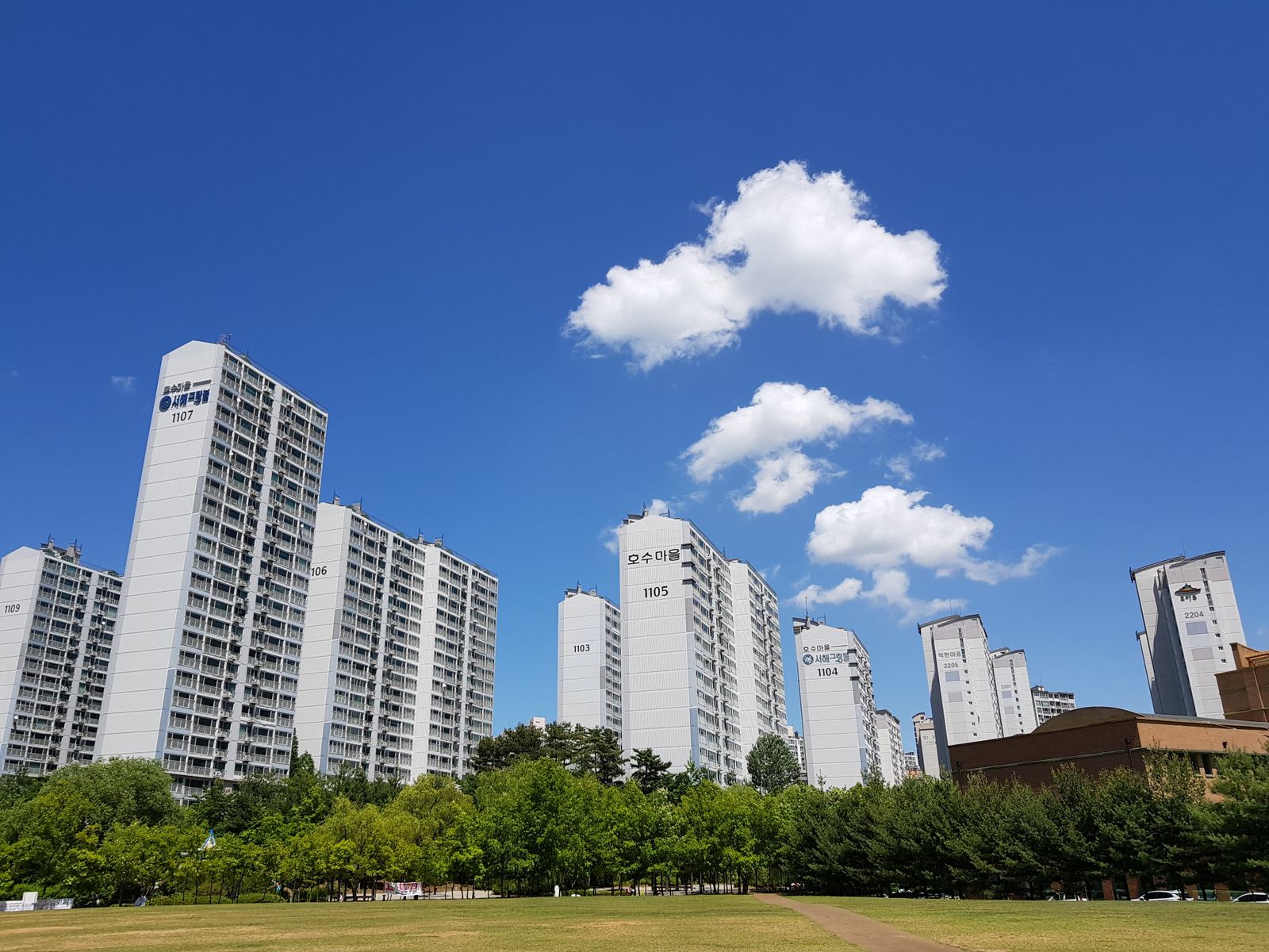 부동산 모바일 반응형 웹사이트
